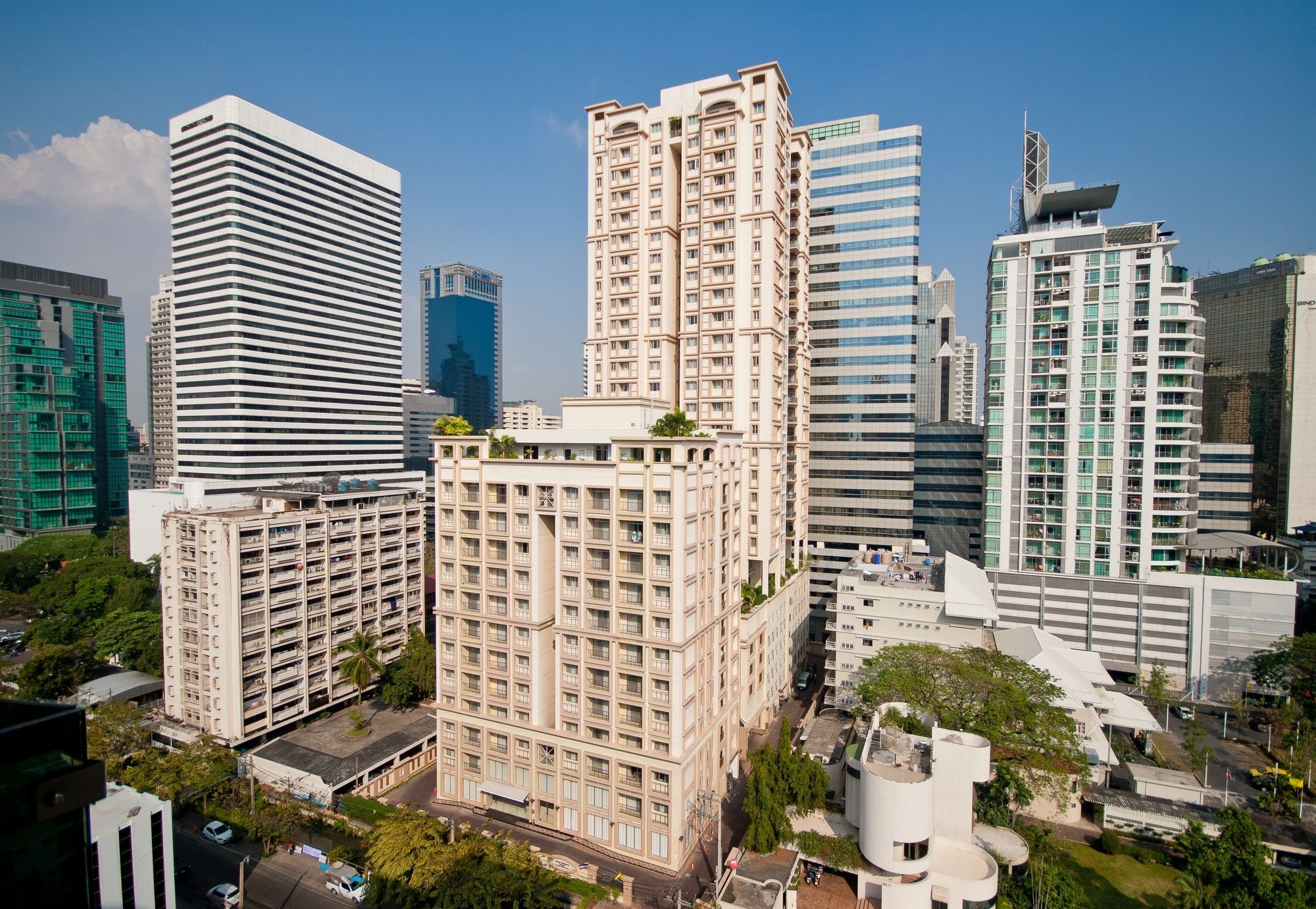 Grand Asoke Suites Boutique Residence Бангкок Экстерьер фото
